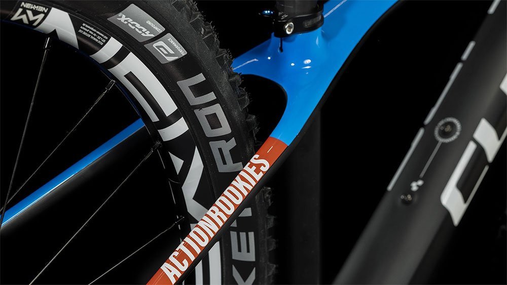 Cube Elite 240 C:62 SLX carbon´n´blue´n´red - immagine 2